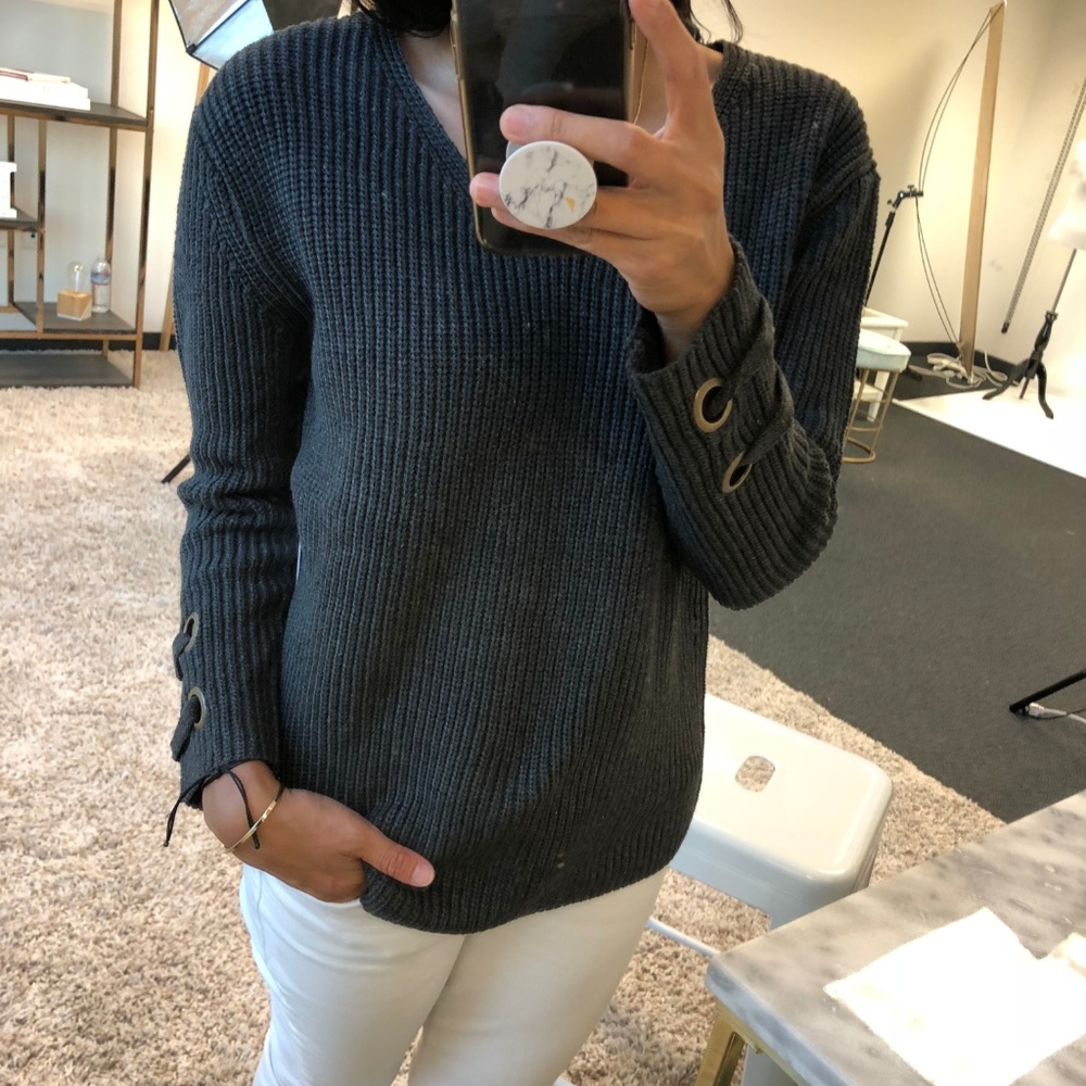 🔵CAREN M L Charcoal Knit Sweater